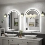 Vue rapprochée de deux miroirs Lumarc arqués avec sablage, placés côte à côte, design moderne et élégant, fabriqués au Maroc et disponibles sur mesure
