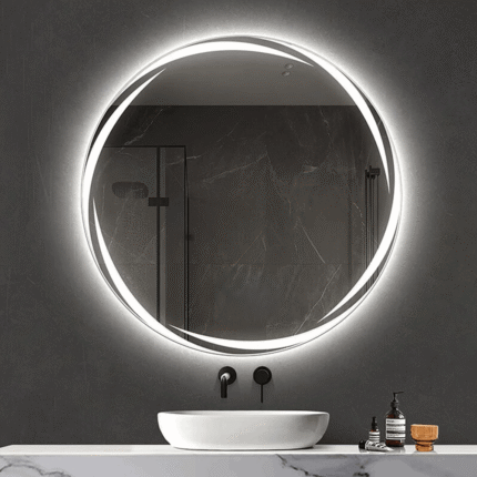 Miroir halo LED sans bouton tactile installé dans une salle de bain moderne au Maroc, éclairage circulaire et image très nette